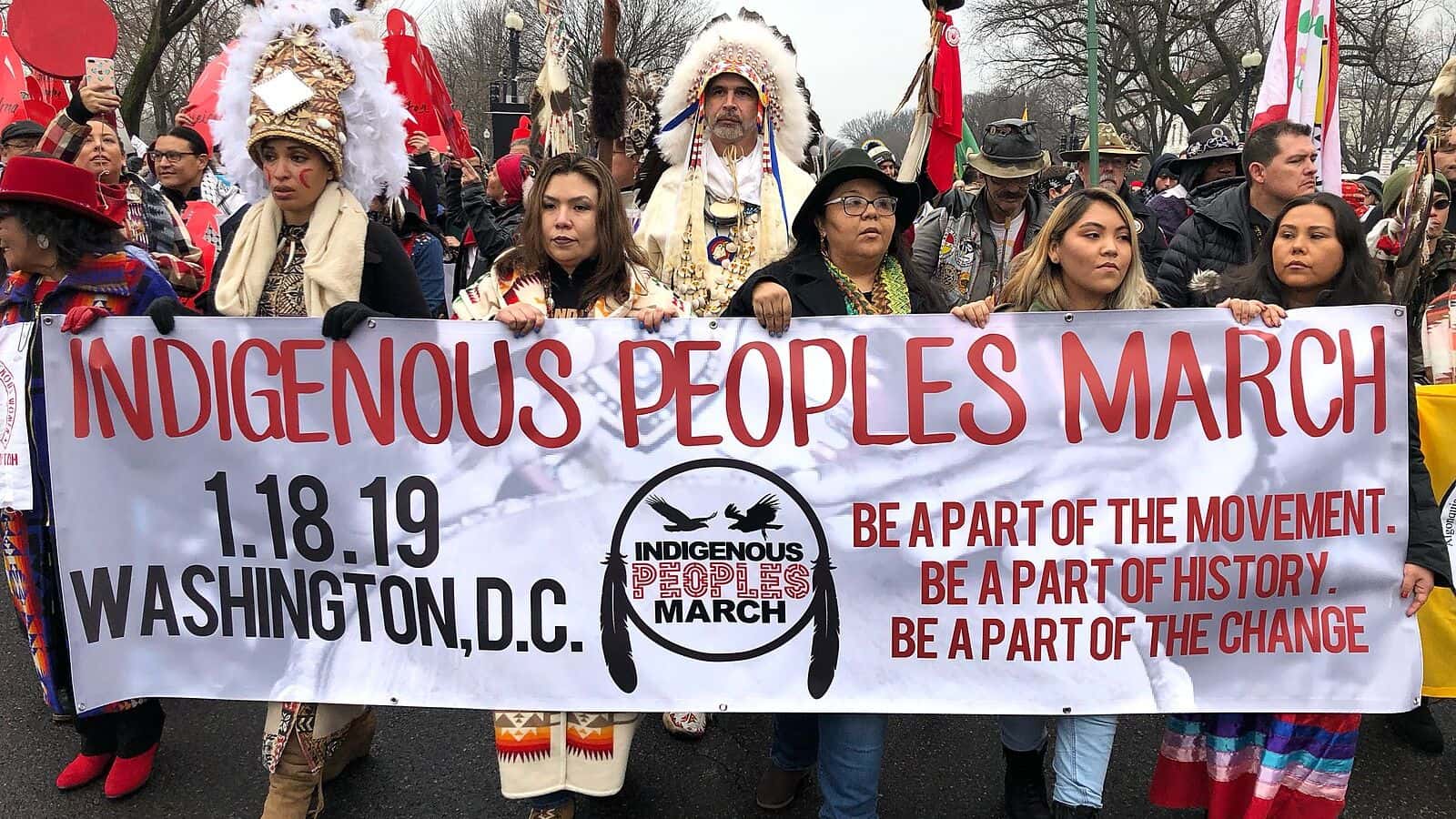 Indigenous Peoples’ March procession from the U.S. Department of the Interior to the Lincoln Memorial, Jan. 18, 2019. Photo Credit: JohnHHarrington, Wikimedia Commons. 
