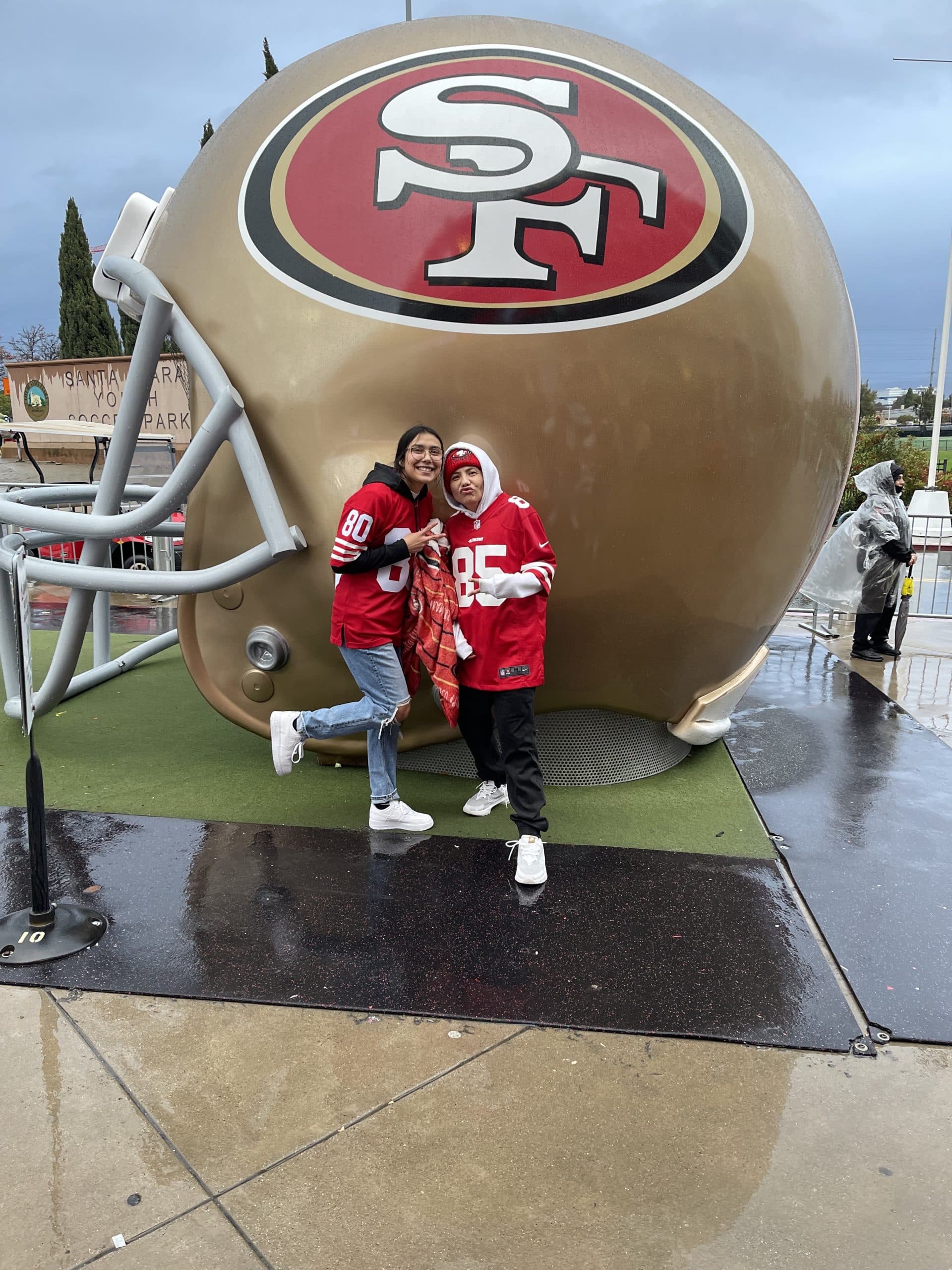 Alayzai Parisien and Kristin Bruce attend a 49ers game at Levi Stadium in Santa Clara, California, 2022.