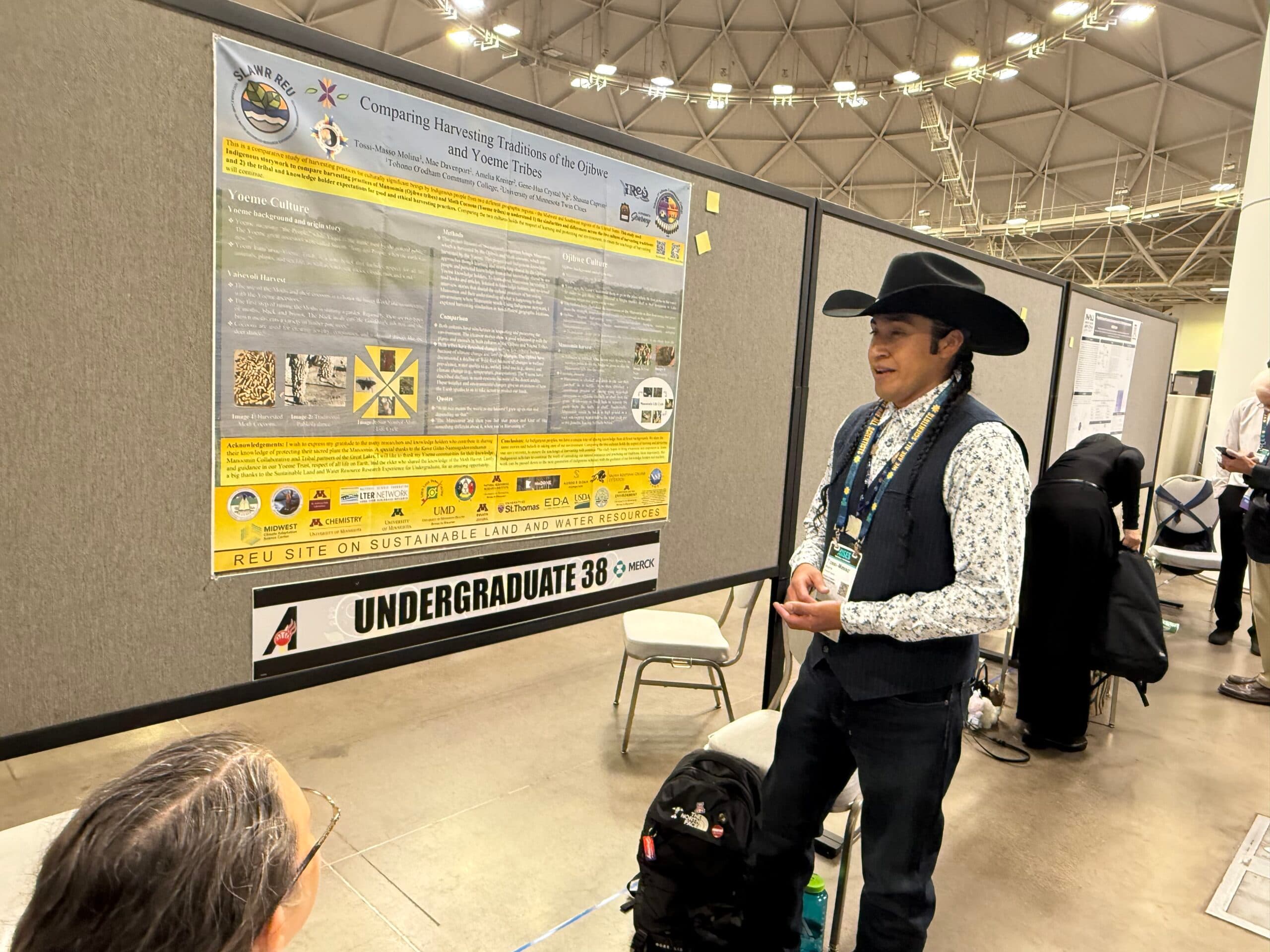 Molina Tossi-Masso, of the Yoeme, or Yaqui, nation, presents his research on Oct. 3 during the American Indian Science and Engineering conference in Minneapolis. Tossi-Mosso is a student at Tohono O’odham Community College in Sells, Arizona.