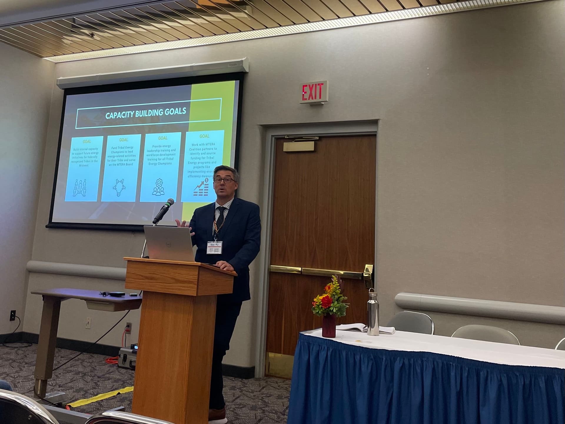 Andy Bessler, director of policy and advocacy at the Midwest Tribal Energy Association, talks to UTTC Tribal Summit attendees about energy sovereignty at the Bismarck Event Center, Bismarck, North Dakota, Sept. 3, 2025. (Photo credit: Gabrielle Nelson)