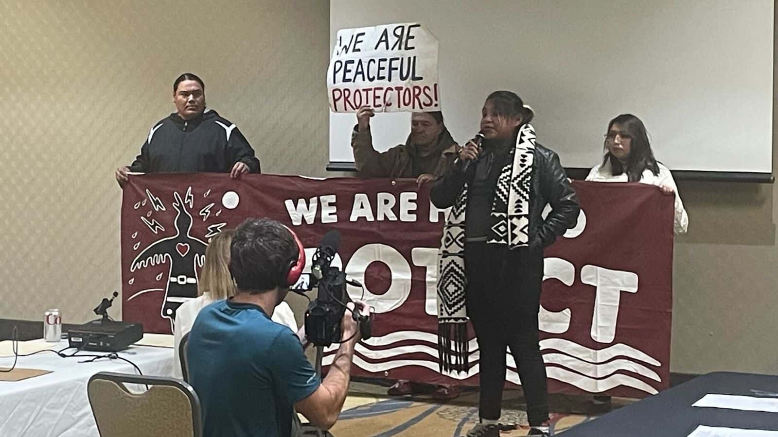 Local residents addressed the U.S. Army Corps of Engineers to oppose the Dakota Access Pipeline during a set of two public hearings at the Bismarck Radisson Hotel on Nov. 1 and 2. Photo credit/ Adrianna Adame