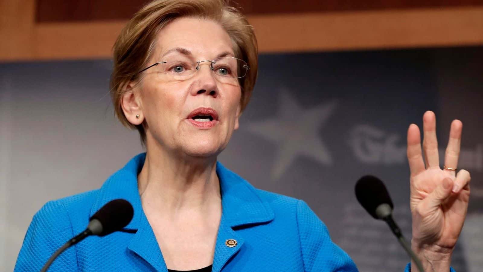 Sen. Elizabeth Warren (D-Mass.). (J. Scott Applewhite/AP)