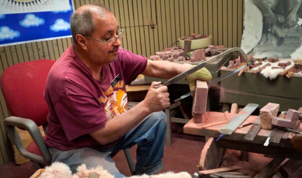 Pipestone carvers preserve revered Native spiritual tradition